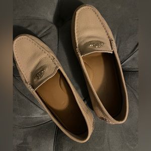 Women’s Coach flats. Excellent condition, Nude